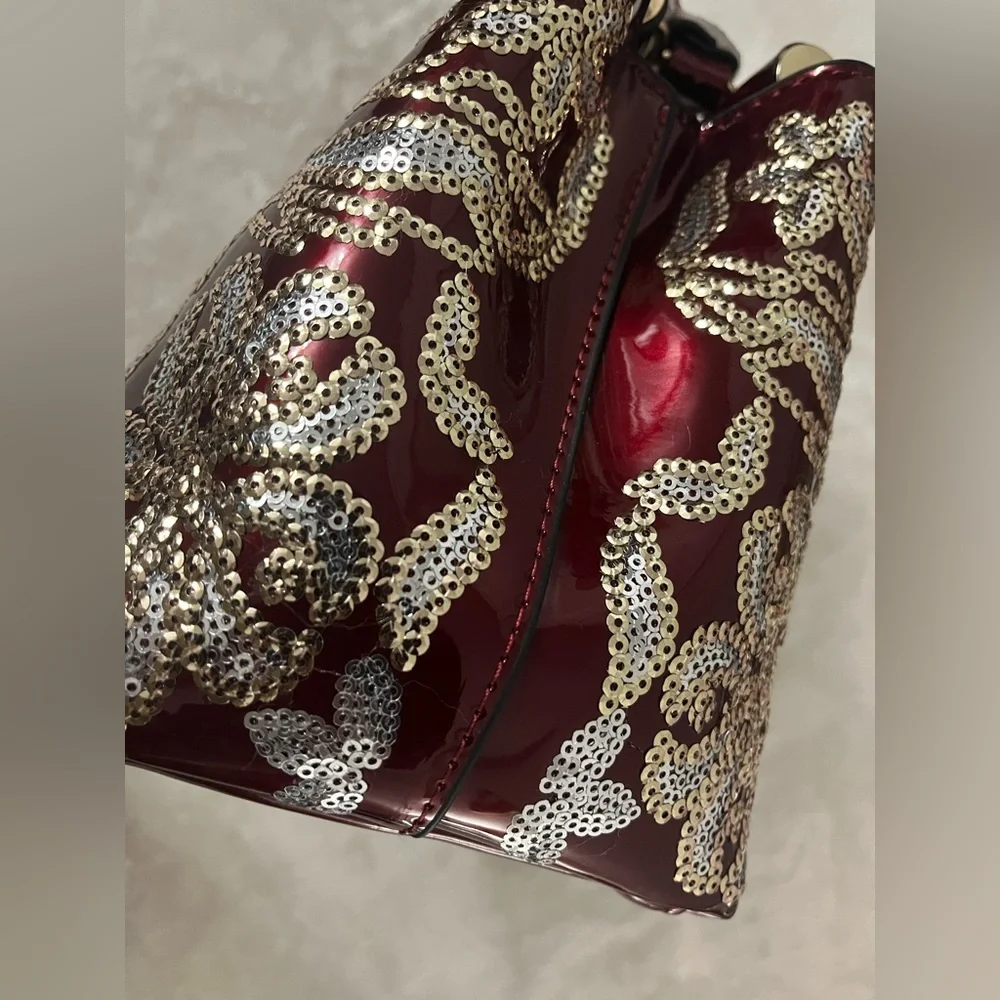 Sold Nevenka patent handbag NEW - Picture 8 of 12